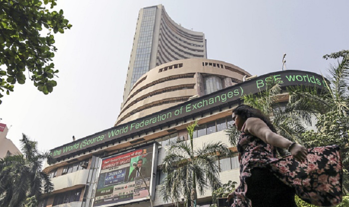Sensex climbs 72 points on Asian cues in early trade
