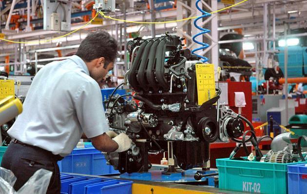 Manufacturing PMI falls to 4-month low in June