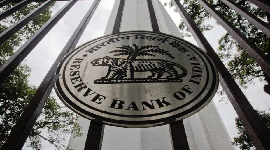 Govt expects RBI to cut rate amid slowdown
