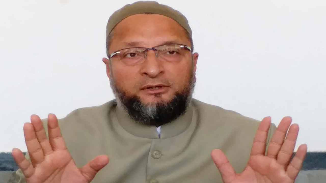 Killers of Junaid and Nasir are roaming freely: Barrister Owaisi