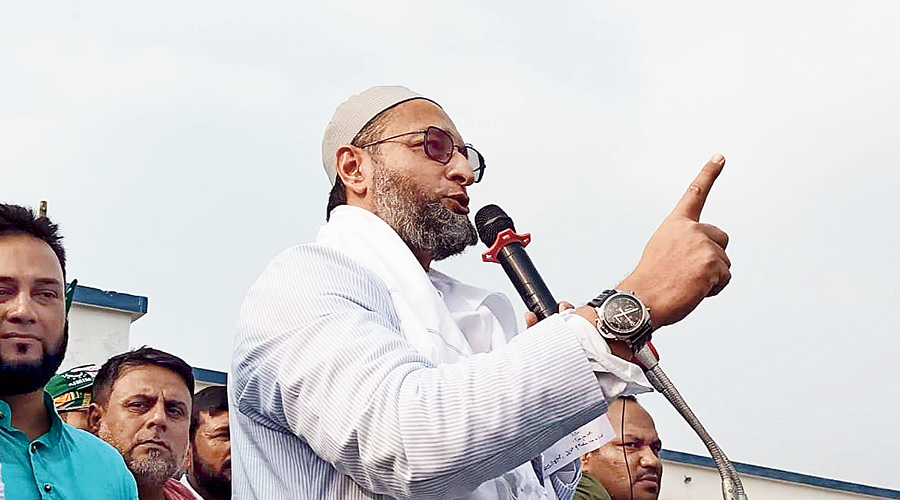 if-bjp-takes-credit-for-making-gujarat-they-should-also-tell-us-who-is-responsible-for-making-morbi-bridge-where-140-people-died-due-to-collapse-asaduddin-owaisi-