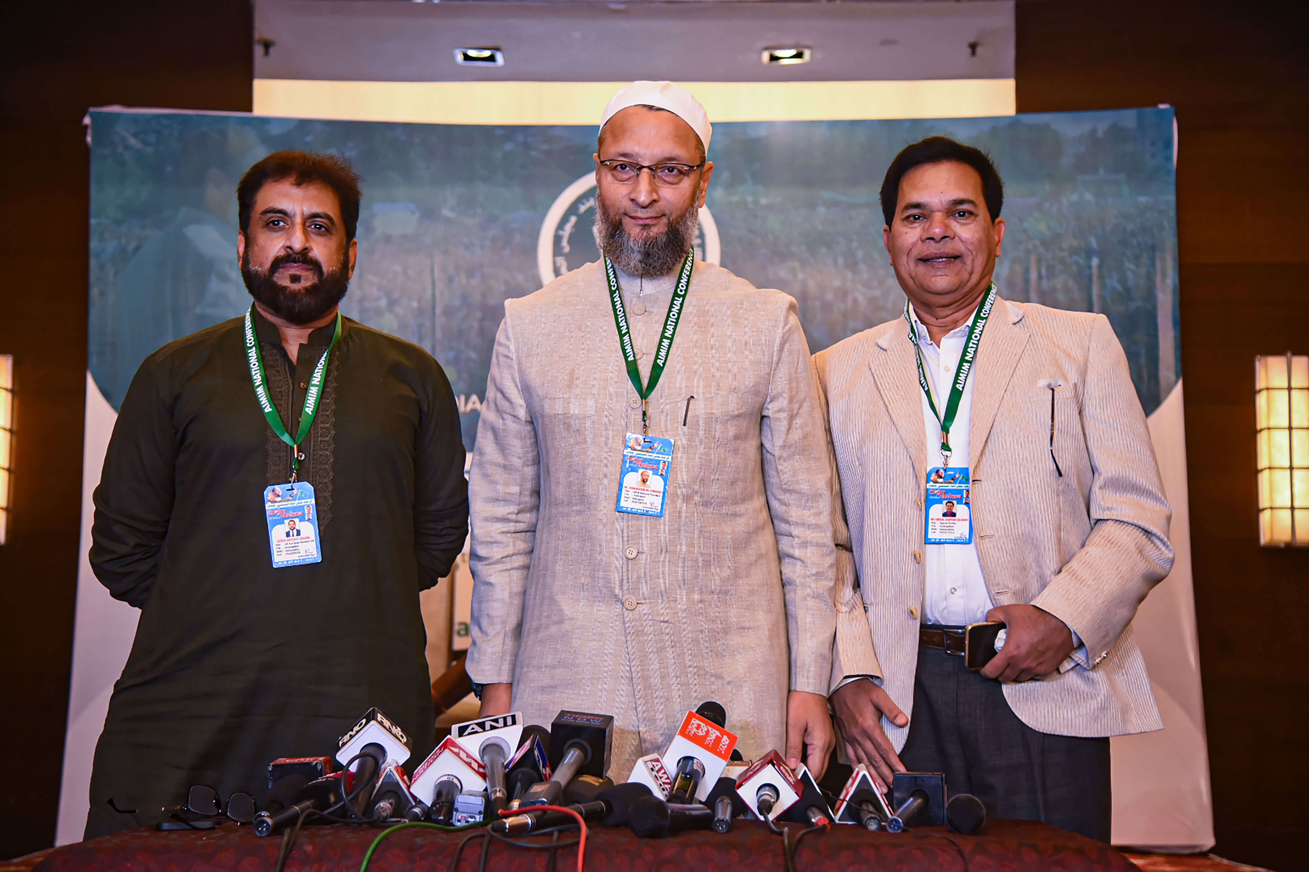 AIMIM National Conference passes resolution on violence against Muslims, Dalits, says PM must act against hate speeches