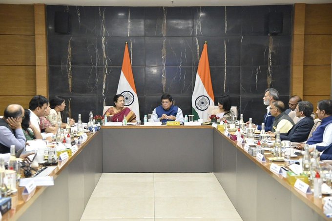 textilesministerpiyushgoyalholds3rdinteractivemeetingwithtextileadvisorygroupinnewdelhi