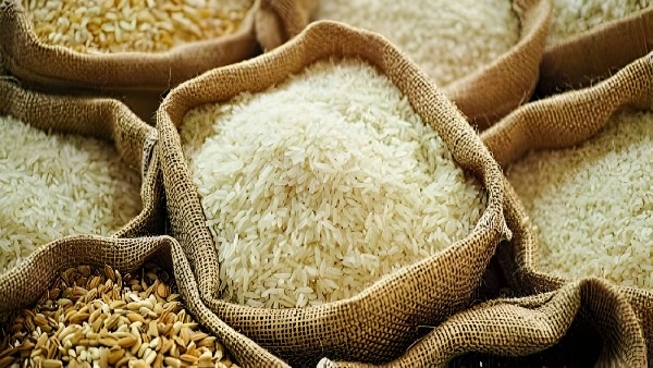 Centre Allows Export Of 14,000 Metric Tons Of Non-Basmati White Rice To Mauritius 