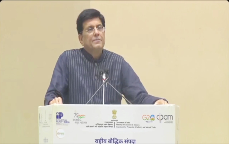 unionministerpiyushgoyalconfersnationalintellectualpropertyawardsinnewdelhi