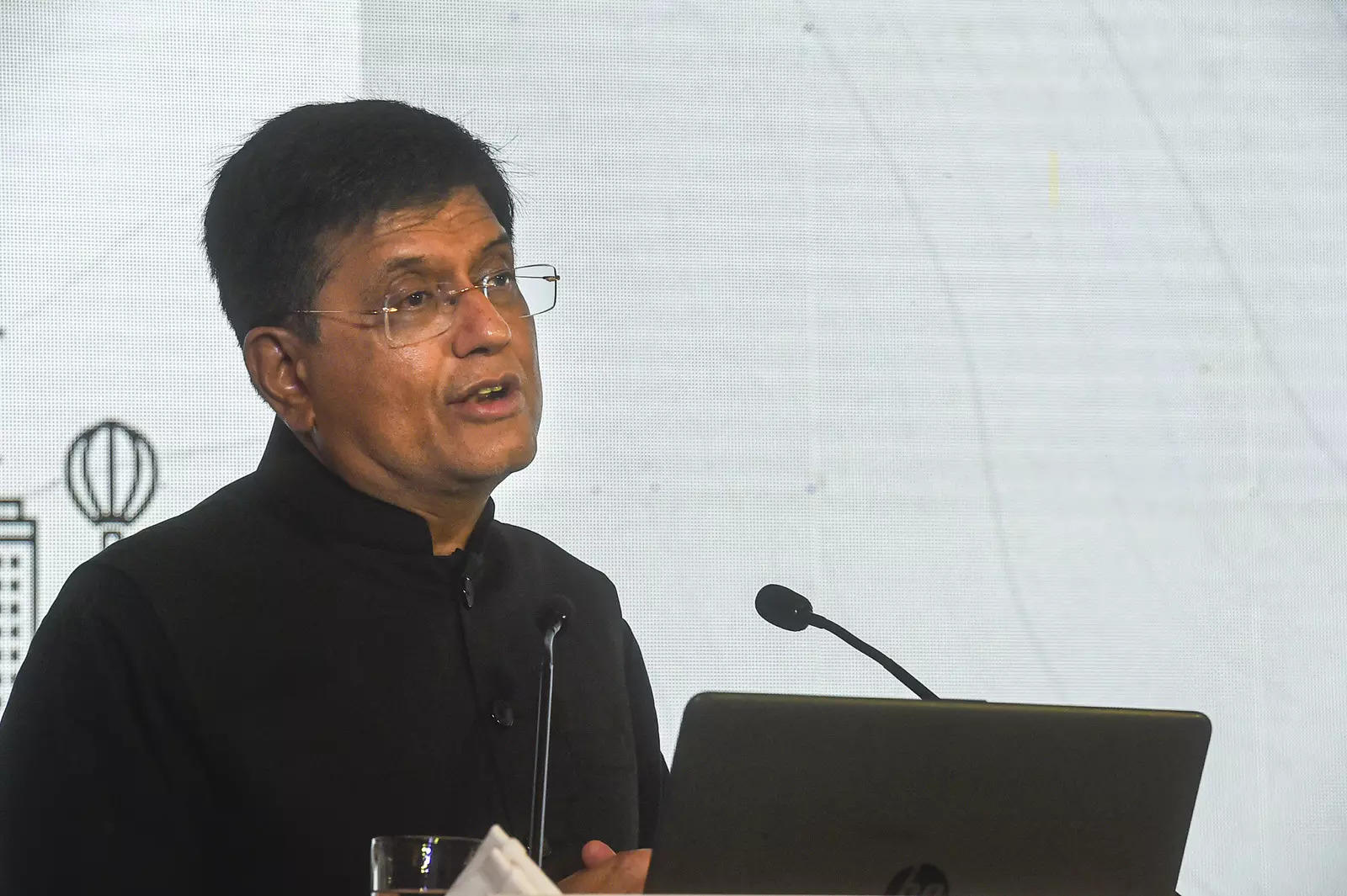 indianowaspiringtotakeinternationaltradetousd2trnby2030:goyal