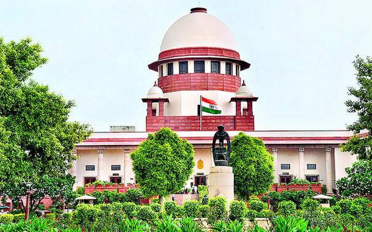 gstcouncilsrecommendationsnotbindingoncentrestategovernments:sc