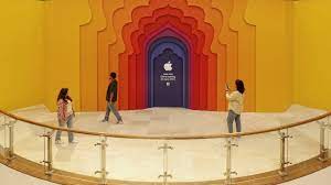 appleopensfirststoreindelhi