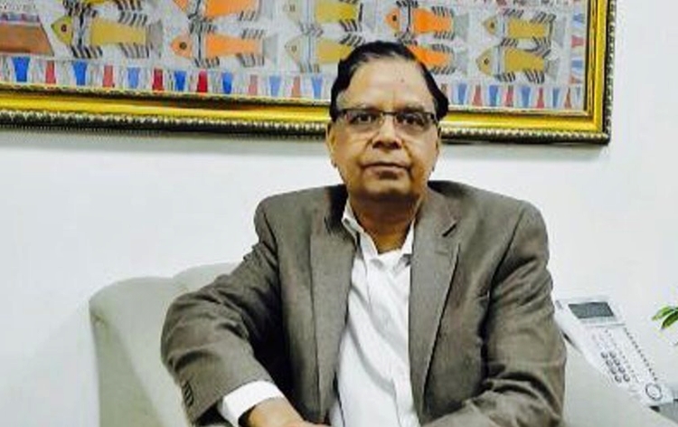 centreconstitutes16thfinancecommissionwithdrarvindpanagariyaasitschairman