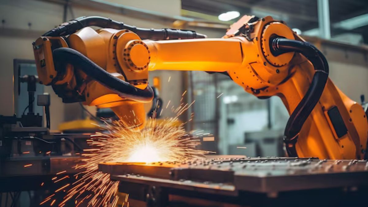 India’s industrial production growth drops to 2.7% in April 2025