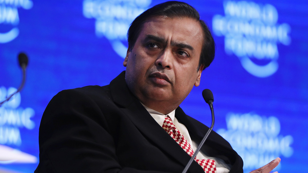 indiansshouldownandcontroltheirowndata:mukeshambani