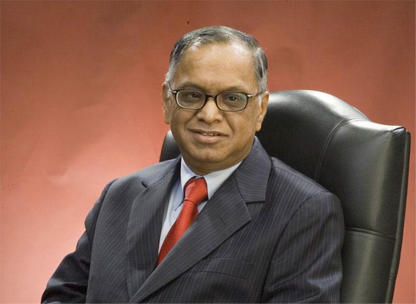 itjobscanbesavedifseniorexecutivestakepaycuts:narayanamurthy