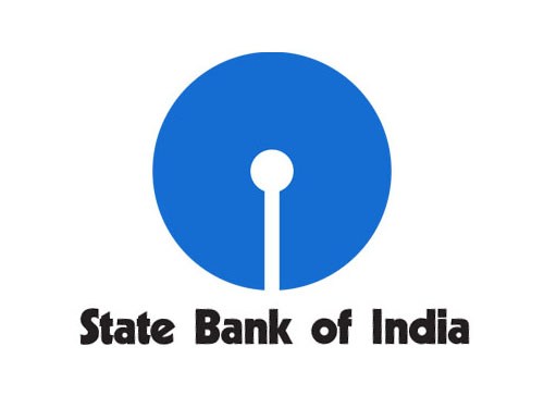 statebankofindiacutsinterestrateonsavingsaccountbyhalfpercent