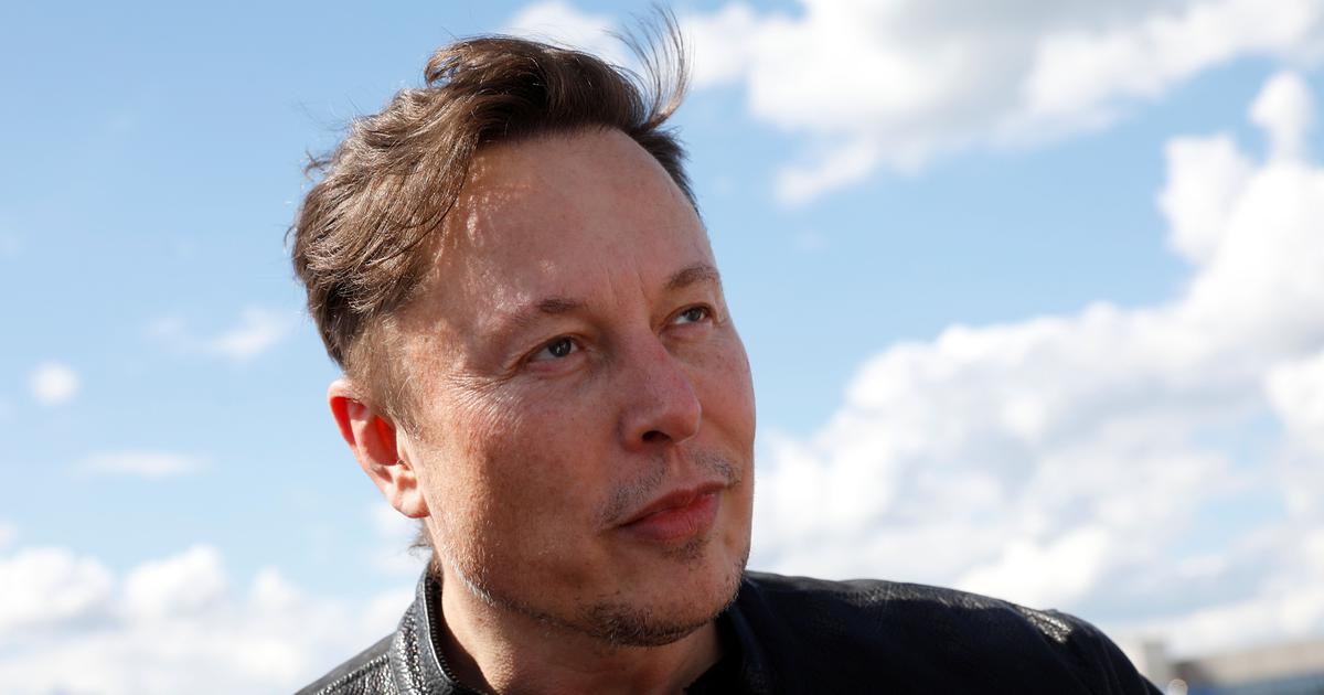 teslaceoelonmusktakes92%stakeintwitter