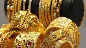 Gold falls Rs 129, to trade at Rs 59,153/ ten grams