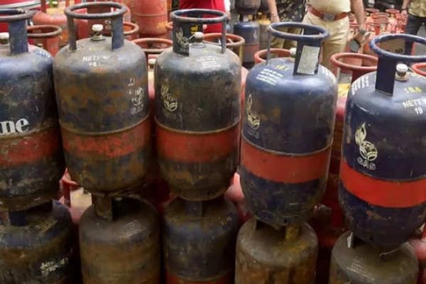 Commercial gas cylinder price increased