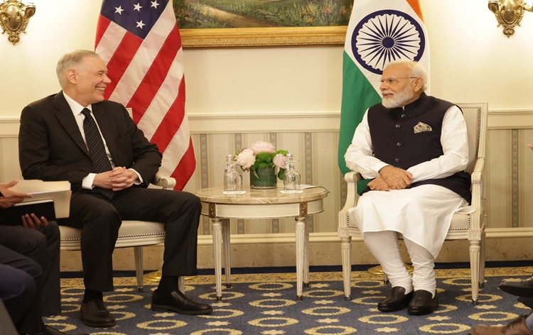 pmnarendramodiholdsseparatemeetingswithtechceosinwashingtondc