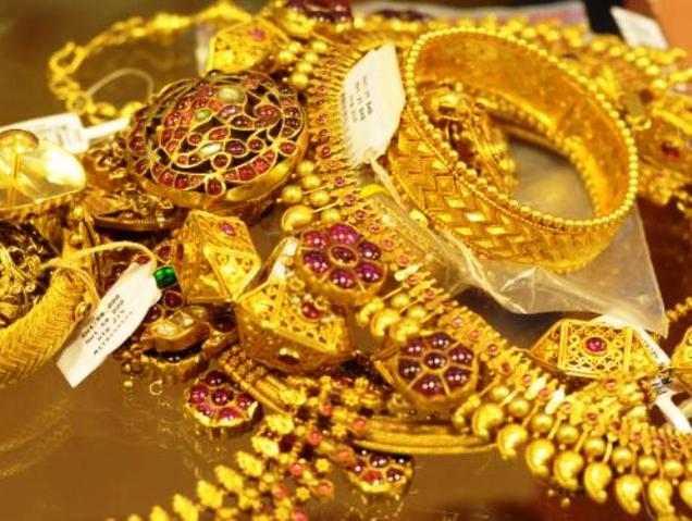 goldslumpsto11monthlowofrs27550