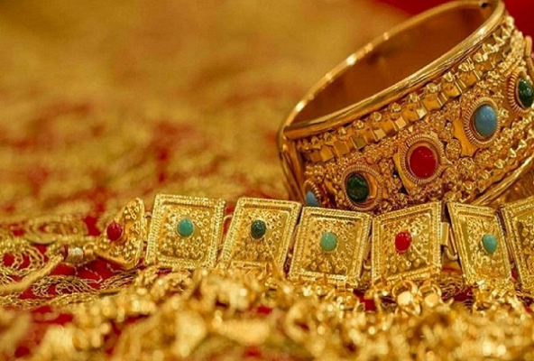 goldpricesdownbyrs26tors49245per10gramindelhi