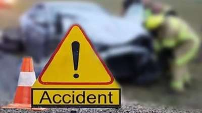 tragicaccidentinchhattisgarhsbemetaraclaims8livesleaves23injuredasgoodsvehiclecollideswithtruck