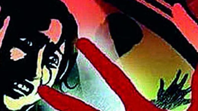 twomenallegedlyrape15yearolddalitgirlinmovingcarinharyana