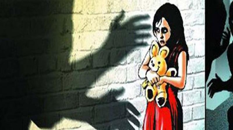 manrapes13yearsoldneighbourinhyderabad