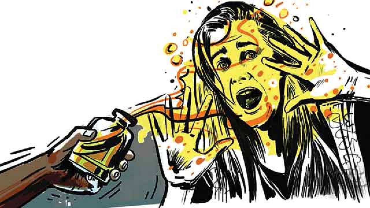 minorgirlattackedwith‘acid’inwestdelhiarea