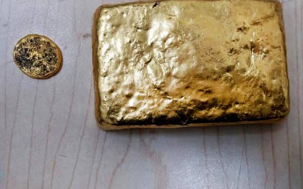 goldseizedfrompassengeratrgiaairporthyderabad