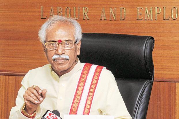 employmentopportunitiestoonecroreyouthby2020:dattatreya