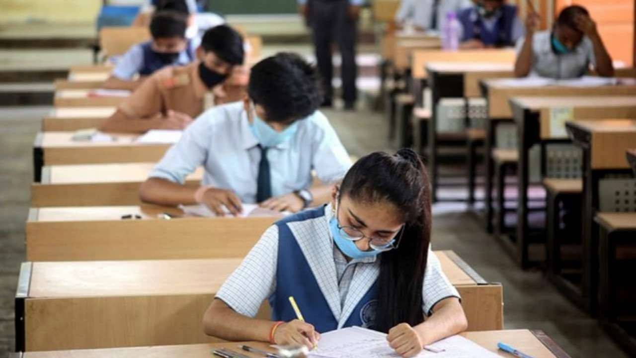 cbsewithdrawsaffiliationof21schoolsdetailshere