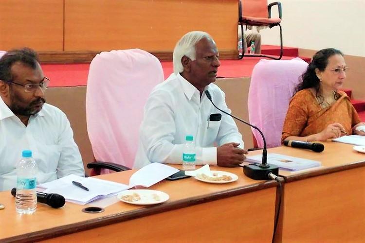 telugumandatoryincbseicseschoolsintelanganastate