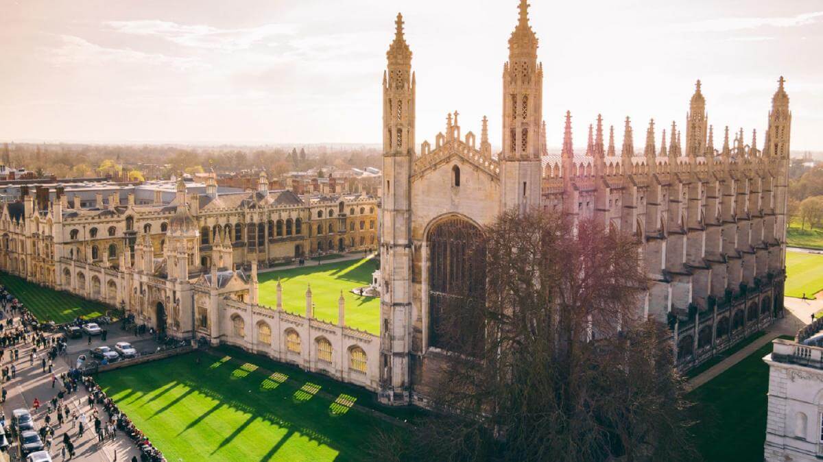 cambridgeuniversityacademicmakeshistoryasfirstindianorigindepartmenthead