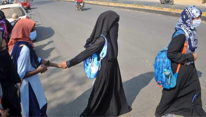 hijabrow:highschoolsreopeninkarnataka