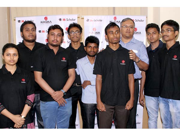 magmaoffers100scholarshipstoundergraduatestudents
