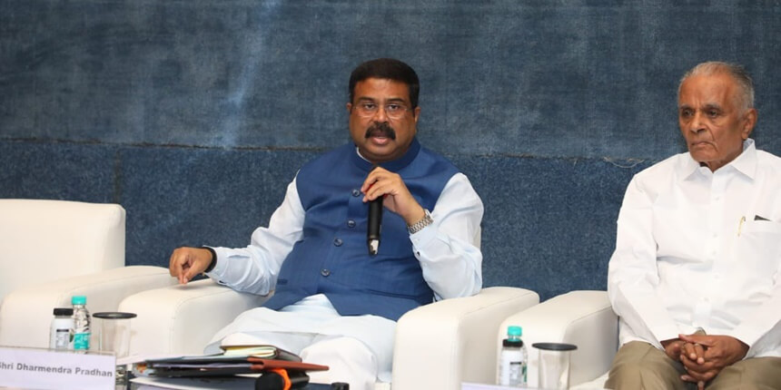 govttryingtoremovefearofeducationsystemburden:dharmendrapradhan