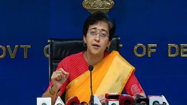 cmatishiannouncesdelhischoolclosureduetosevereairpollution