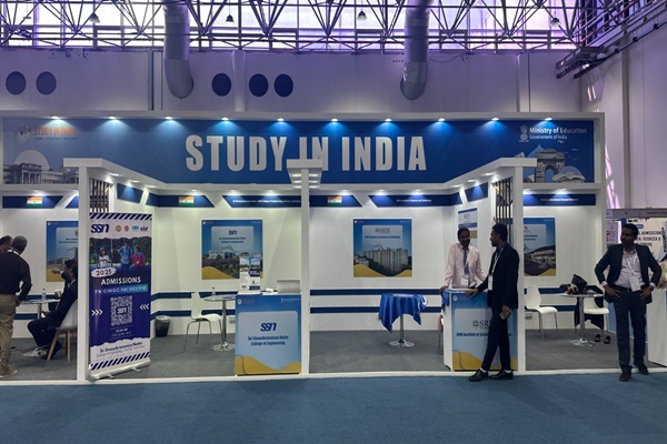 indialaunches‘studyinindia’campaignatinternationaleducationshowinsharjah