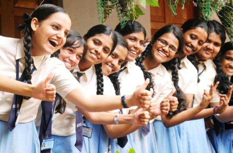 karnatakagovtrelaunchesshuchischemetogivefreesanitarypadsto19lakhschoolcollegegirls