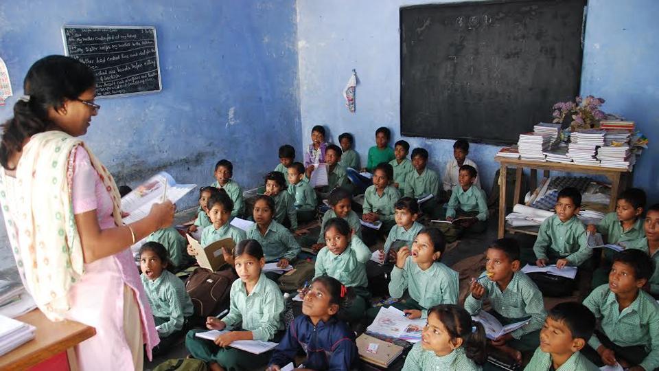 daynotfarfordigitalblackboardinclassroomssaysministerjavadekar
