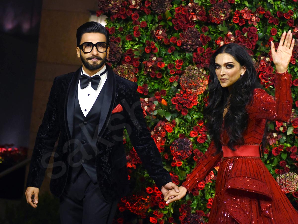 bollywoodinfullattendanceatdeepikaranveersreception