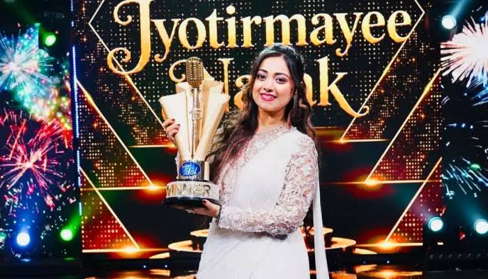 Jyotirmayee Nayak wins Indian Idol 16, takes Rs 20 lakh prize money along with the trophy