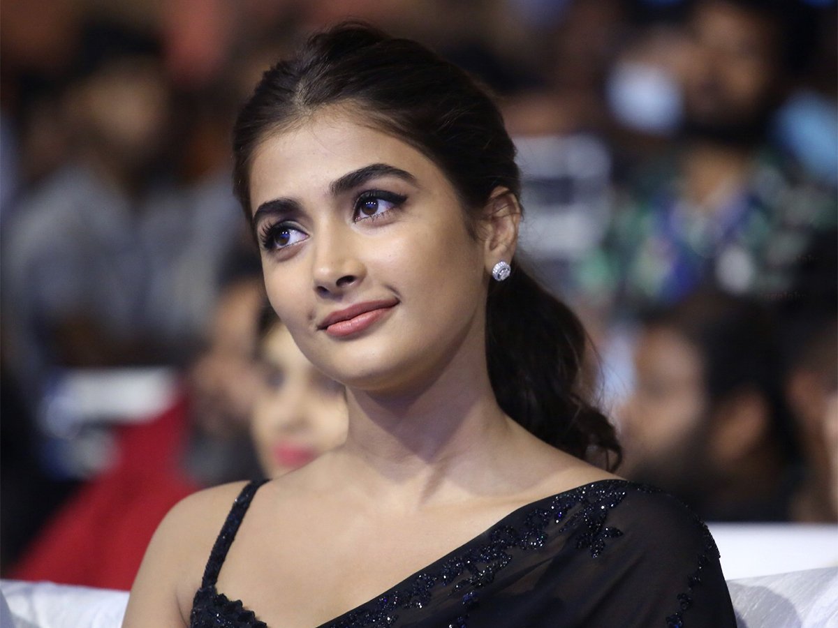 Pooja Hegde to debut on Cannes red carpet