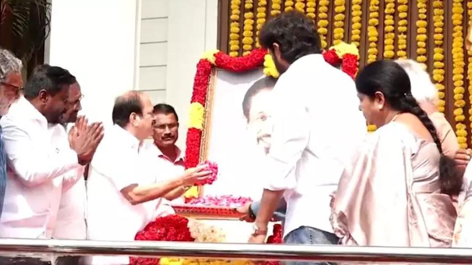 TN Govt Accords State Honours to Actor Sivaji 