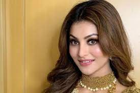 wheniamatmybestiammyfathersdaughter:urvashirautela