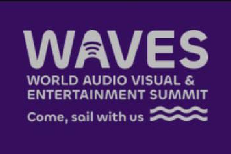 waves:registrationsonforfilmpostermakingcompetition