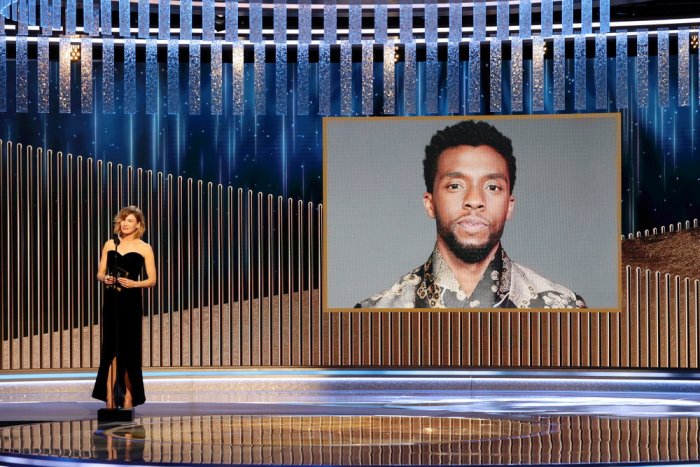 posthumousgoldenglobewinforchadwickboseman