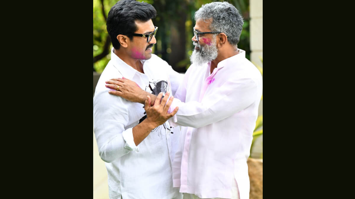 ramcharancollaborateswithpushpadirectorsukumarforhisnext