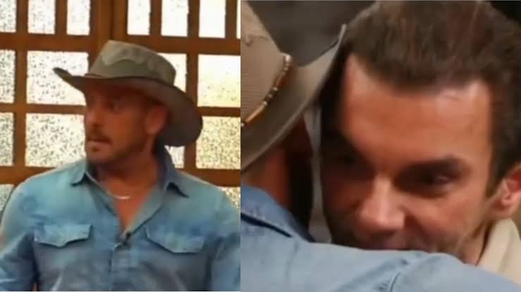 salman-khan-makes-surprise-entry-in-alliance-hugs-emotional-sohail-khan