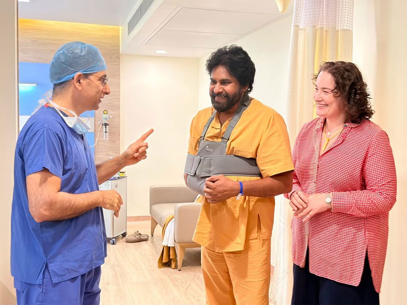 Pawan Kalyan discharged from Mumbai hospital after shoulder surgery