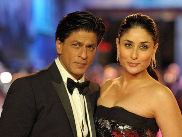 iskareenakapoorkhanapartofshahrukhkhanssalute?